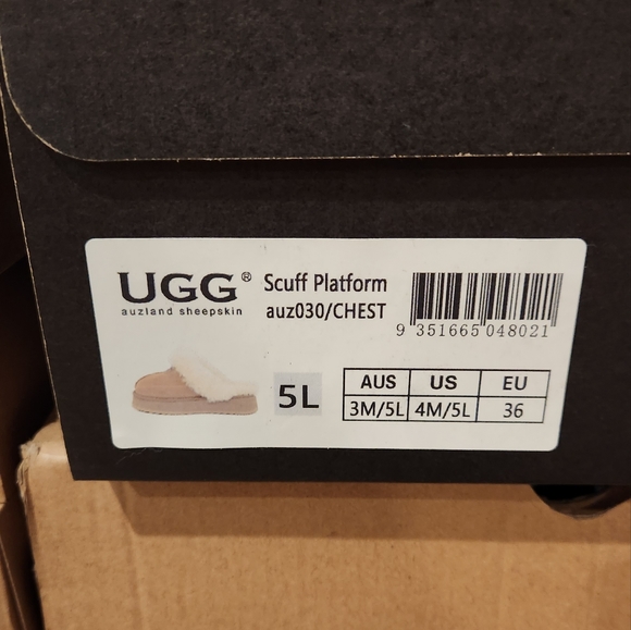 UGG- Premium Platform Scuff- Chestnut - Picture 6 of 7